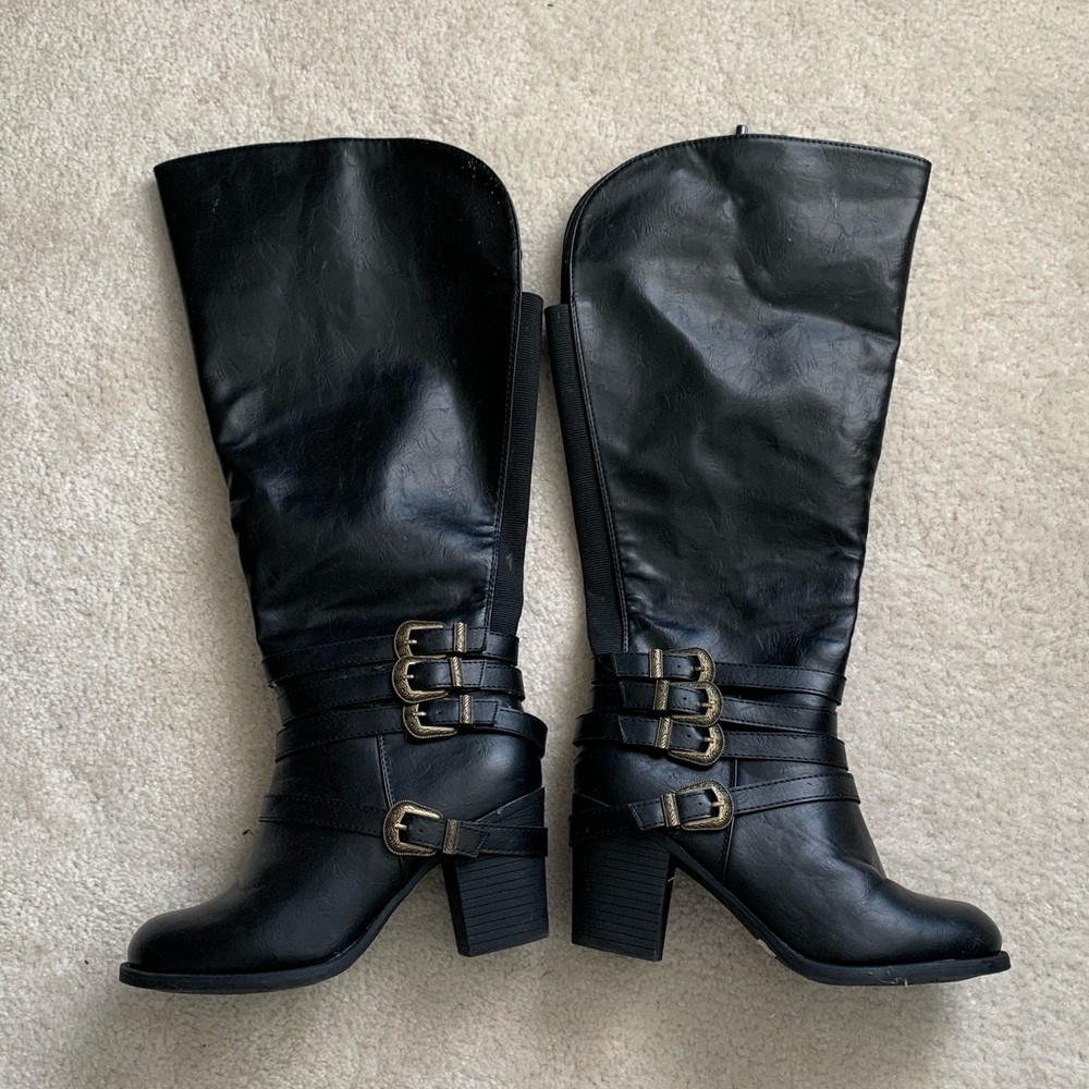 Torrid black buckle knee high boots wide 9